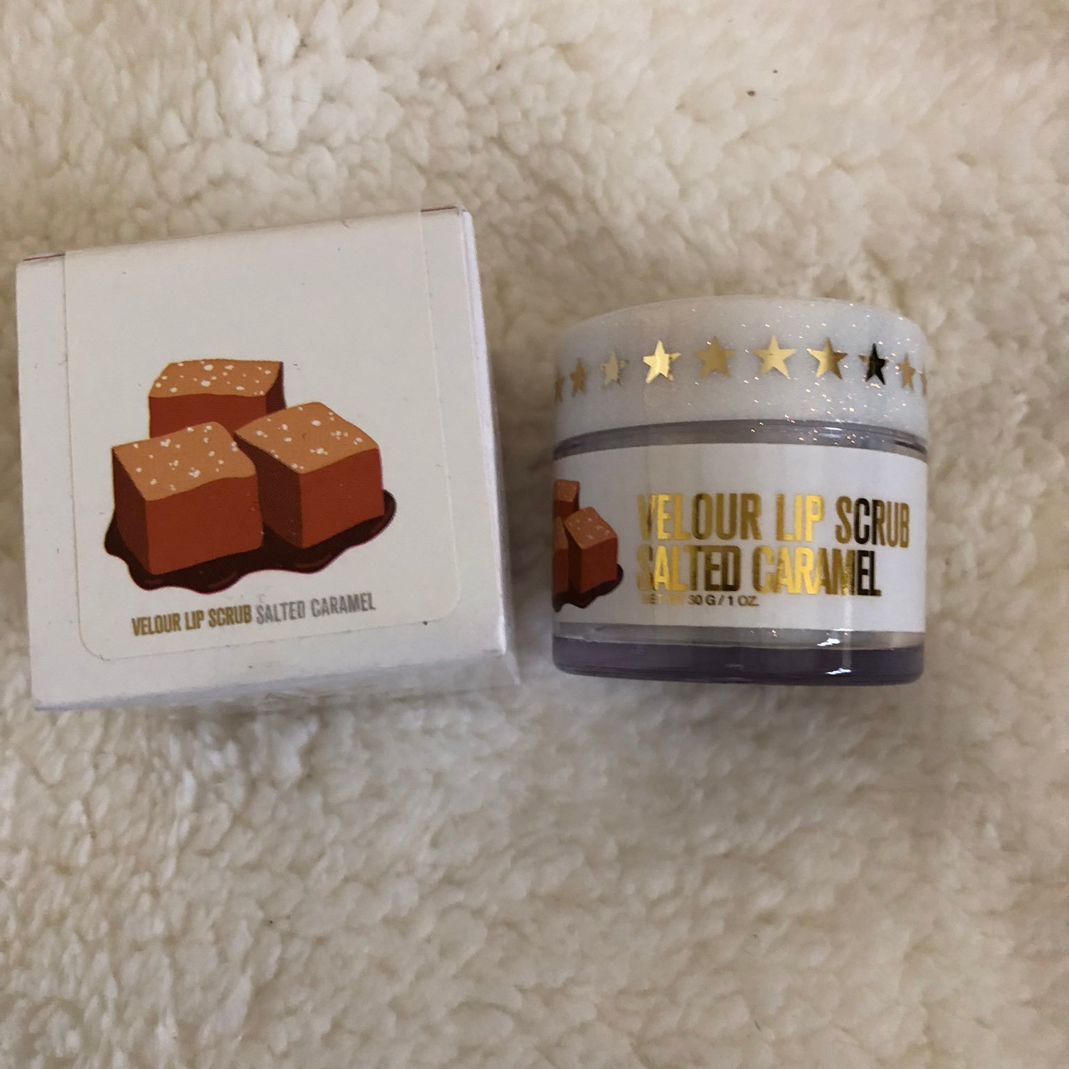 Jeffree Star Velour Lip Scrub