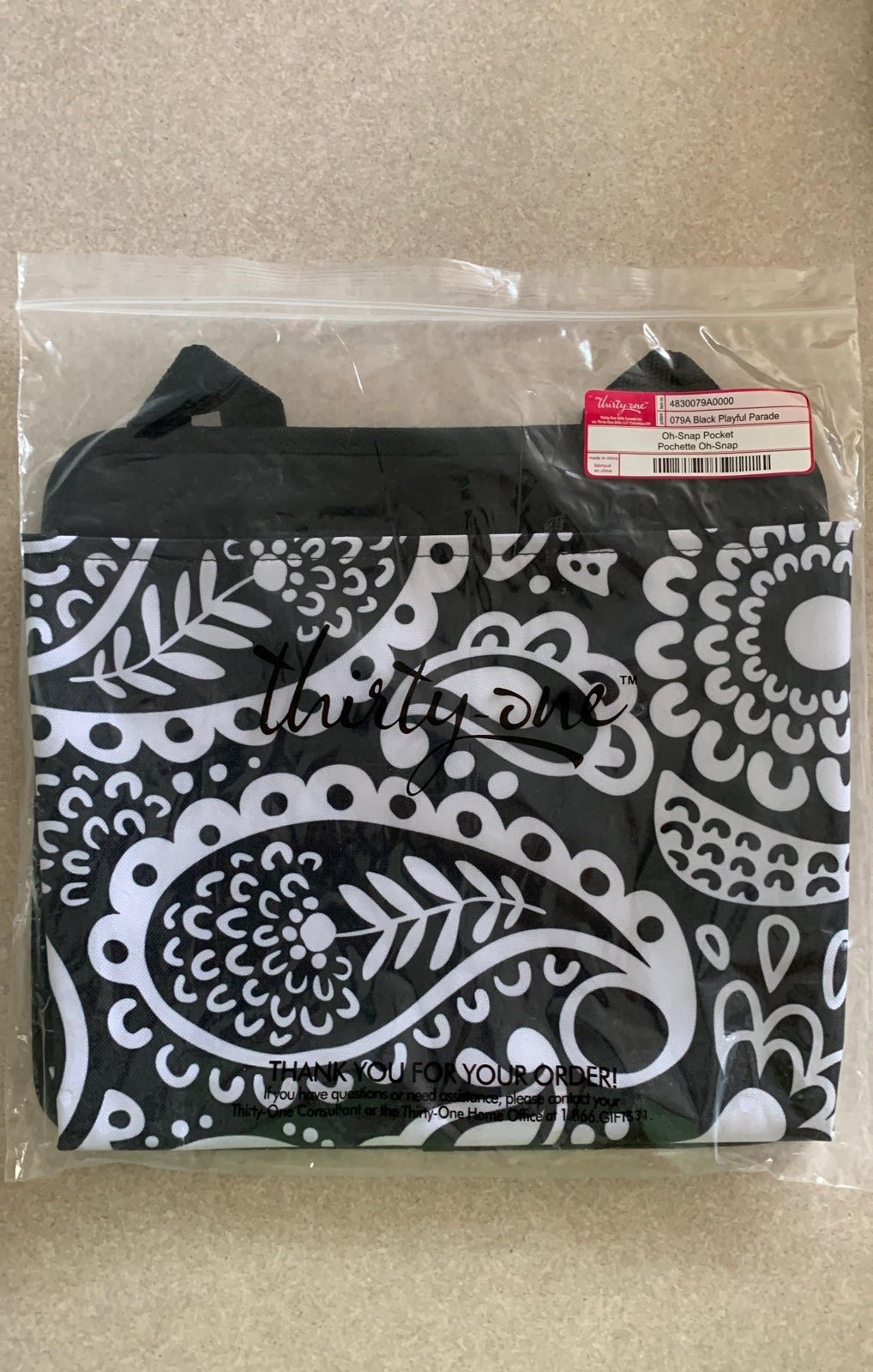 Thirty-One Oh Snap Pocket Black Playful Parade