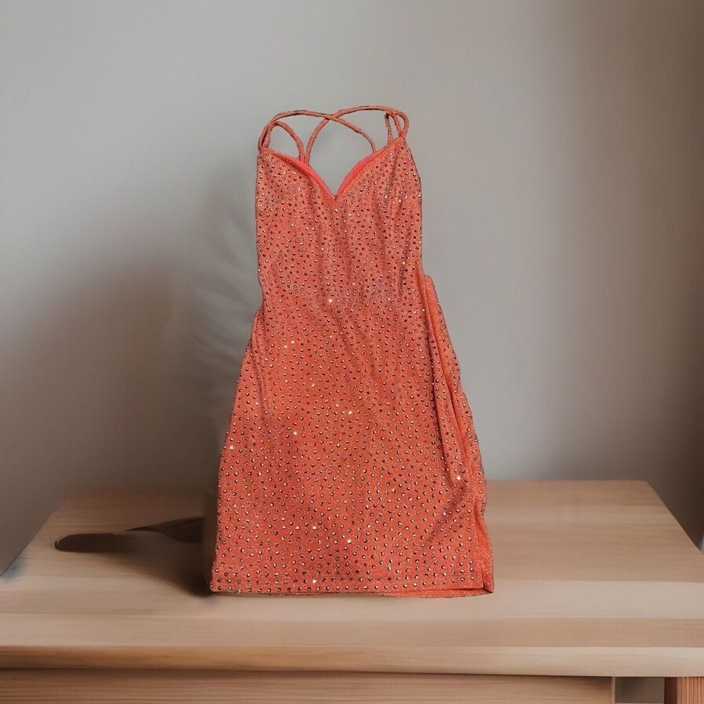 Valiant Paris Women's Size Small Embellished With Studded Salmon