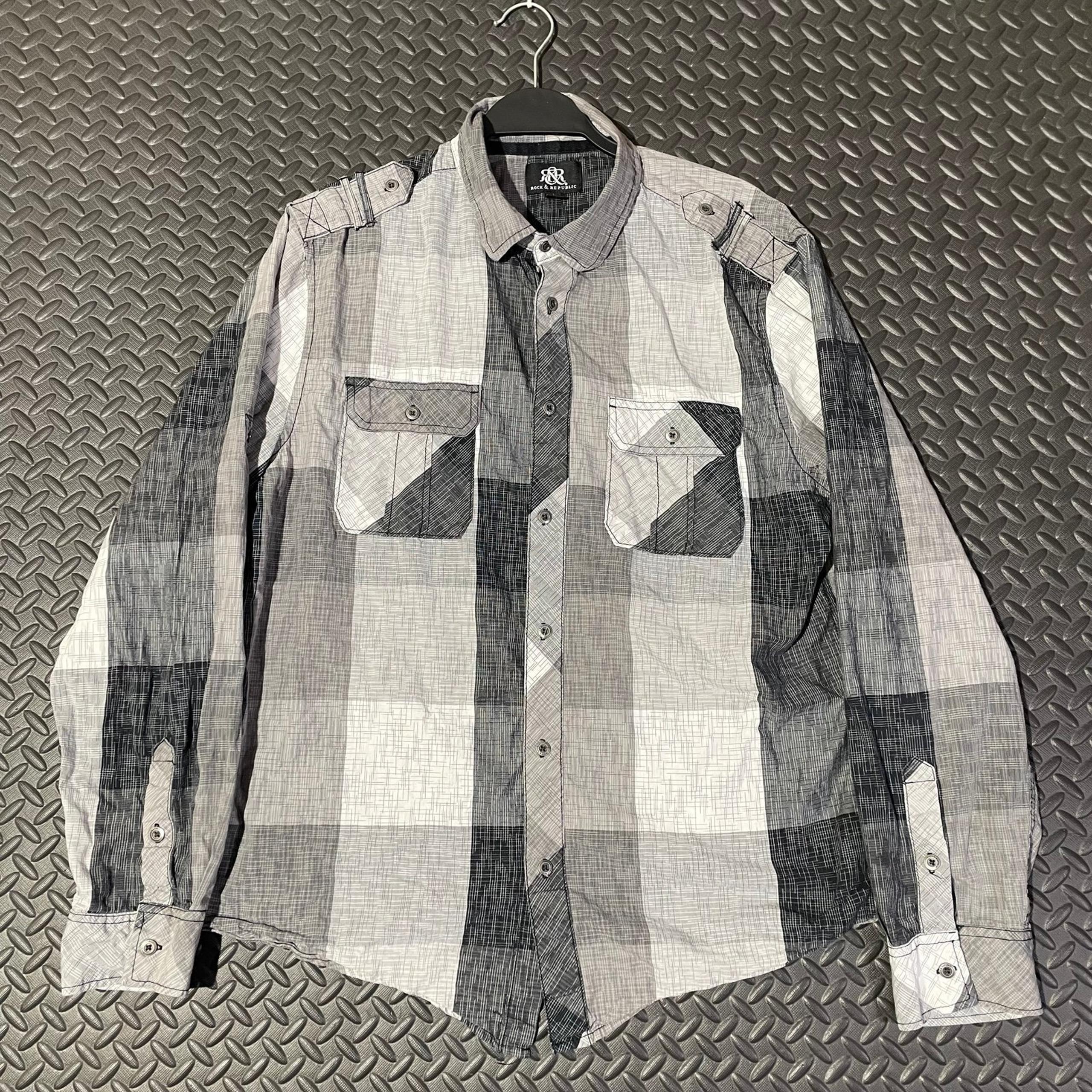 Rock & Republic Black and White Plaid Button-Up Rockabilly Shirt Men’s Large