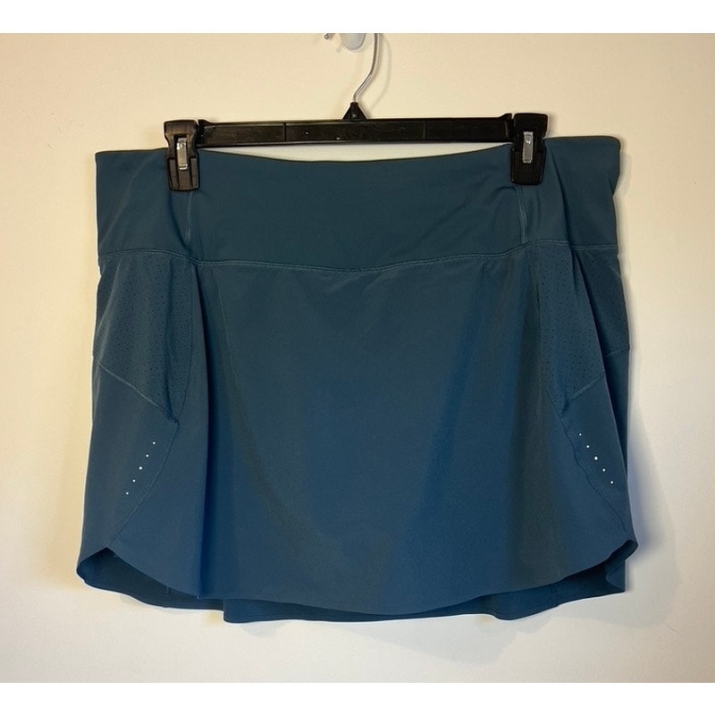 Athleta Run With It High Rise Skort. Size 2X