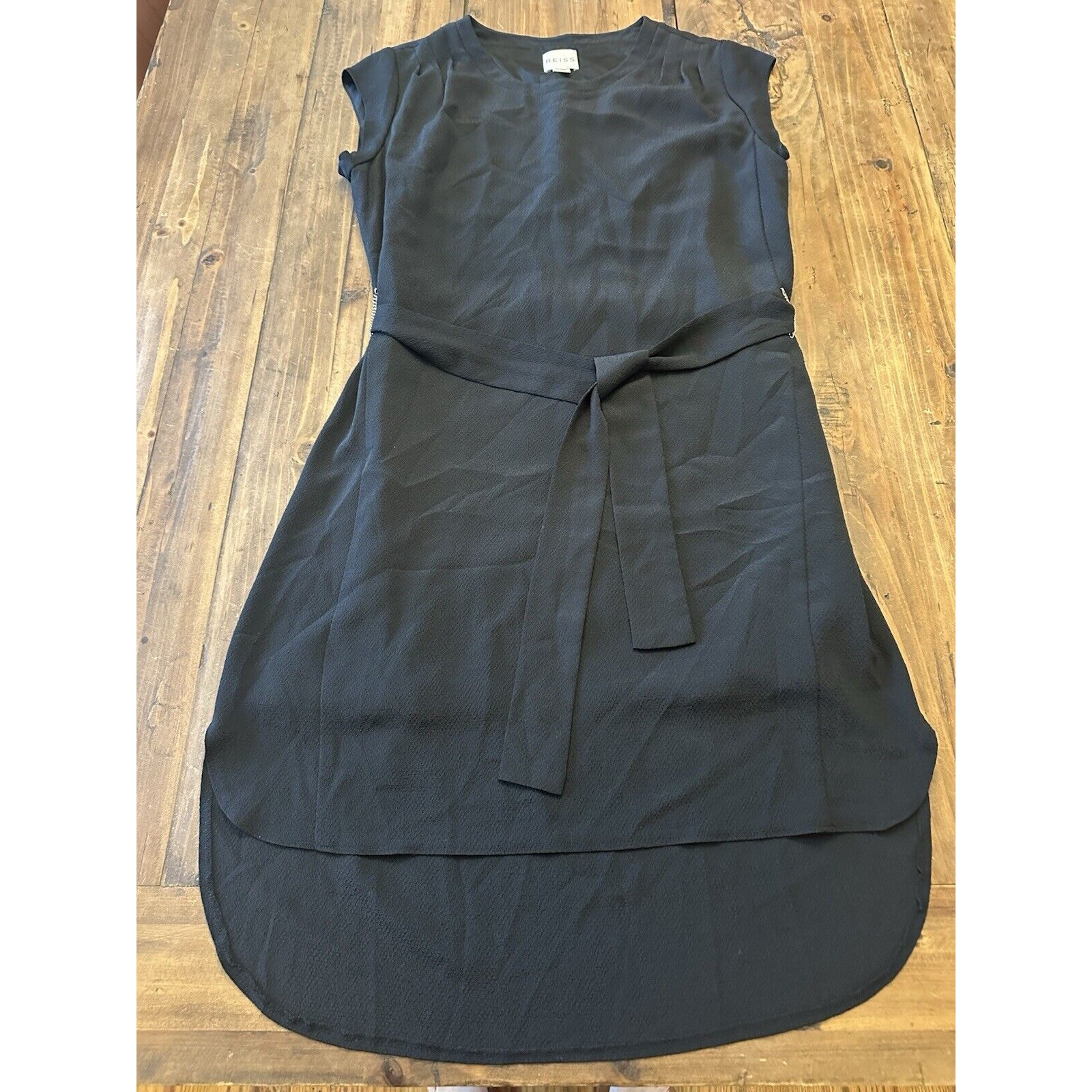Reiss Women’s Black Shift Dress Belted Size 6 High Low Hem Belt Loop Chain