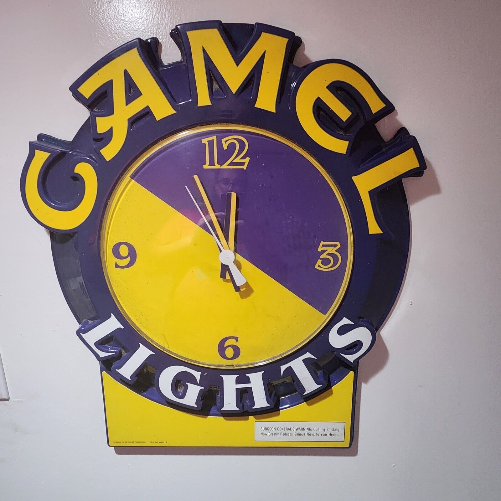 Old vintage 1993 Wall Clock advertising sign Camel Lights
