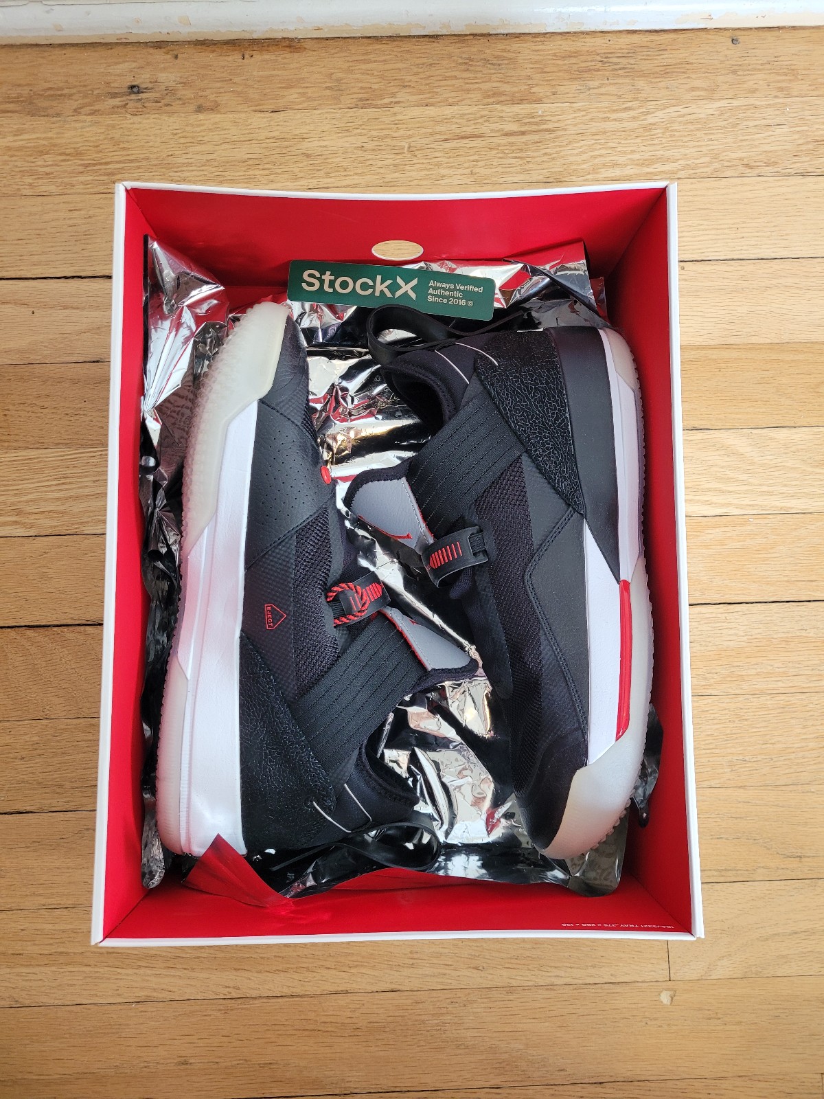 Nike Air Jordan 33 SE Basketball Shoes