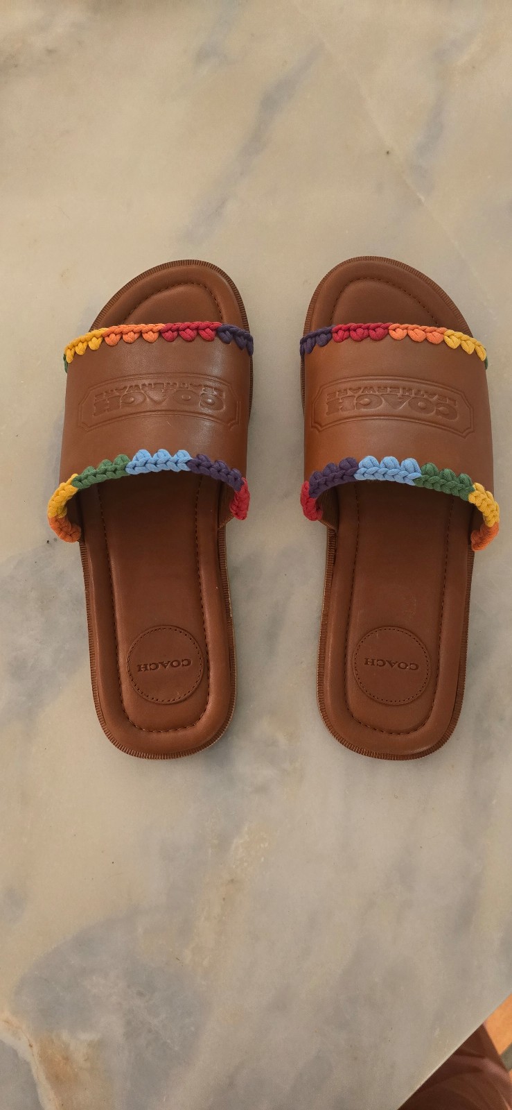 sandals size 11