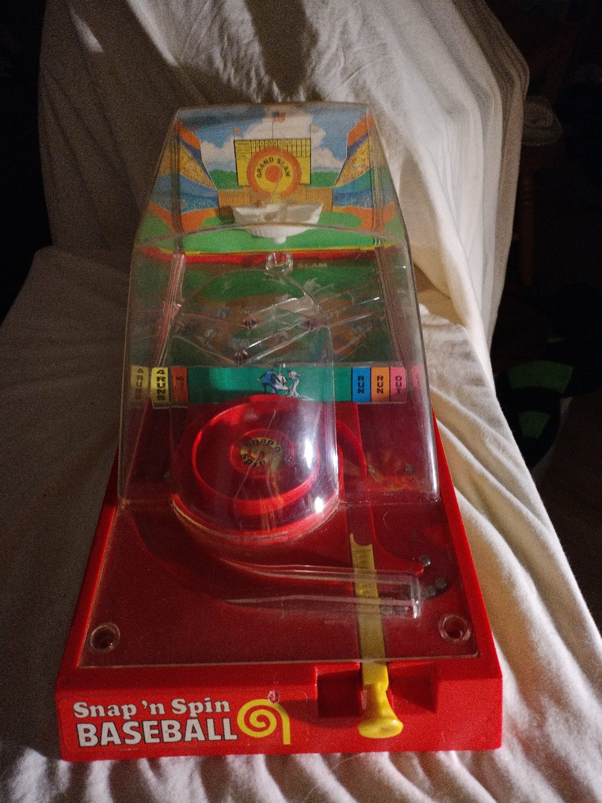 Snap 'n Spin Baseball plus Tin