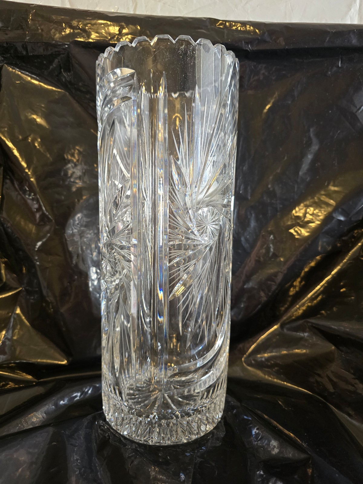 crystal elegant vase new heavy 12x5 inches