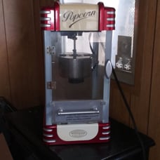 Vintage Countertop Popcorn popper