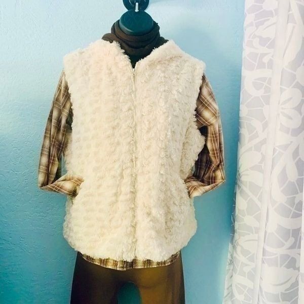 Cejon Polyester Vests Mercari