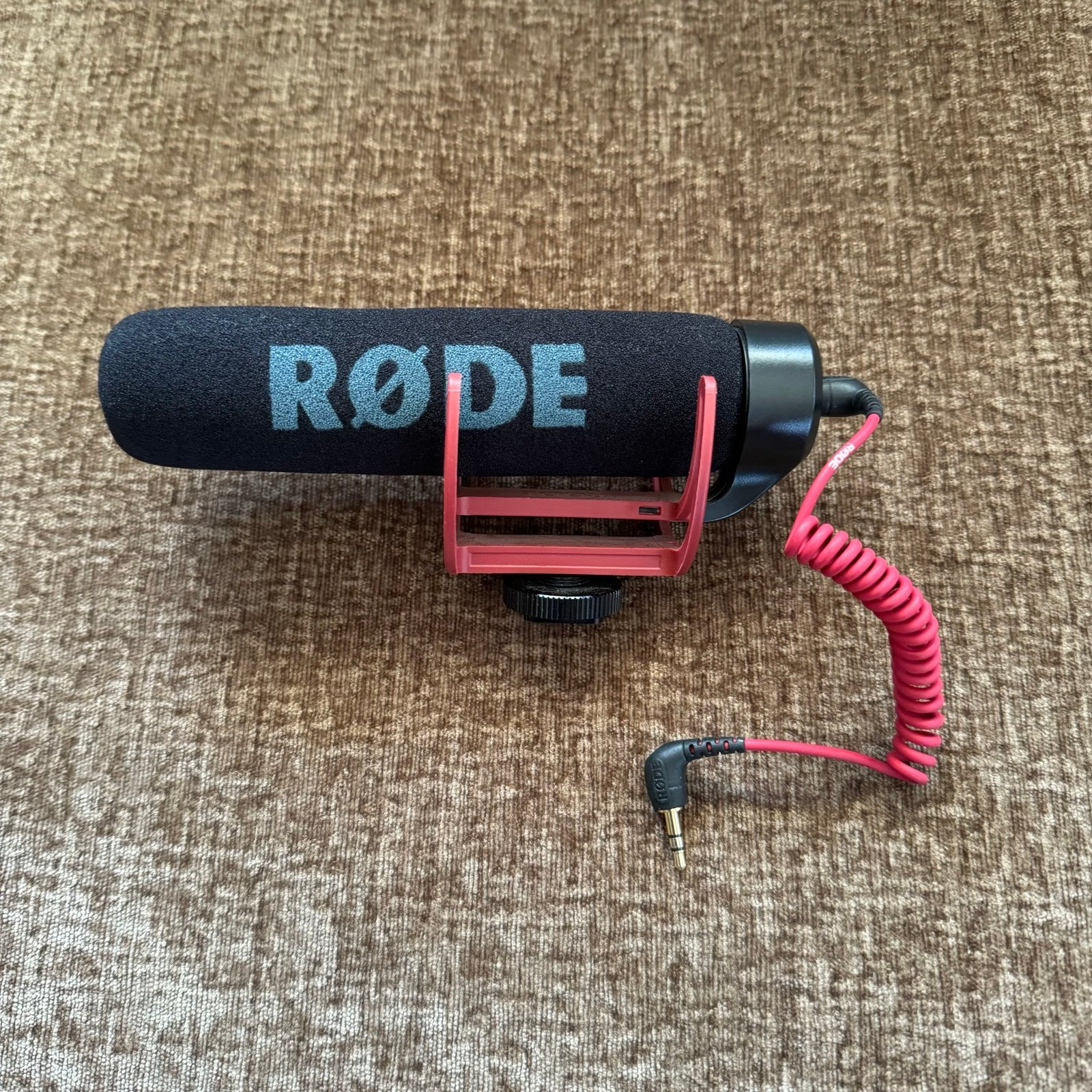 RODE VideoMic GO Camera-Mount Shotgun Microphone