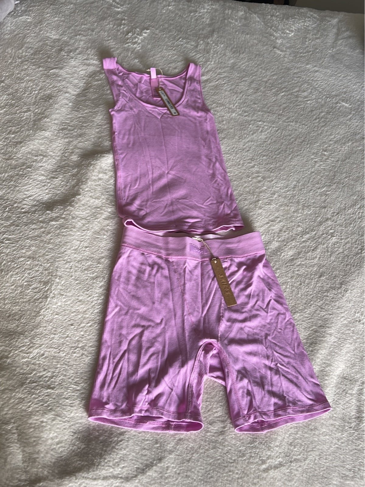 Net skims set in petal purple