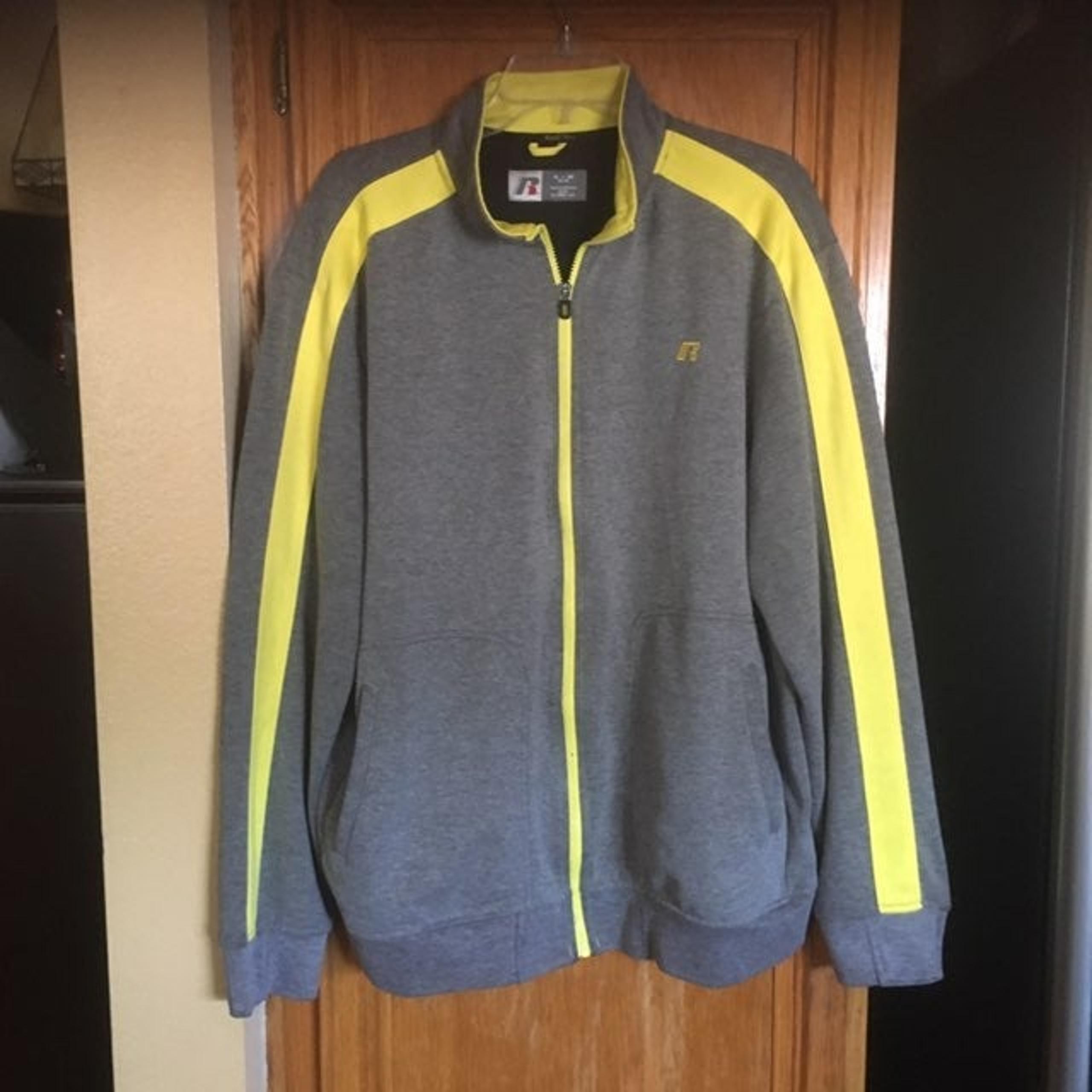 Men's Russell athletic zip up jacket