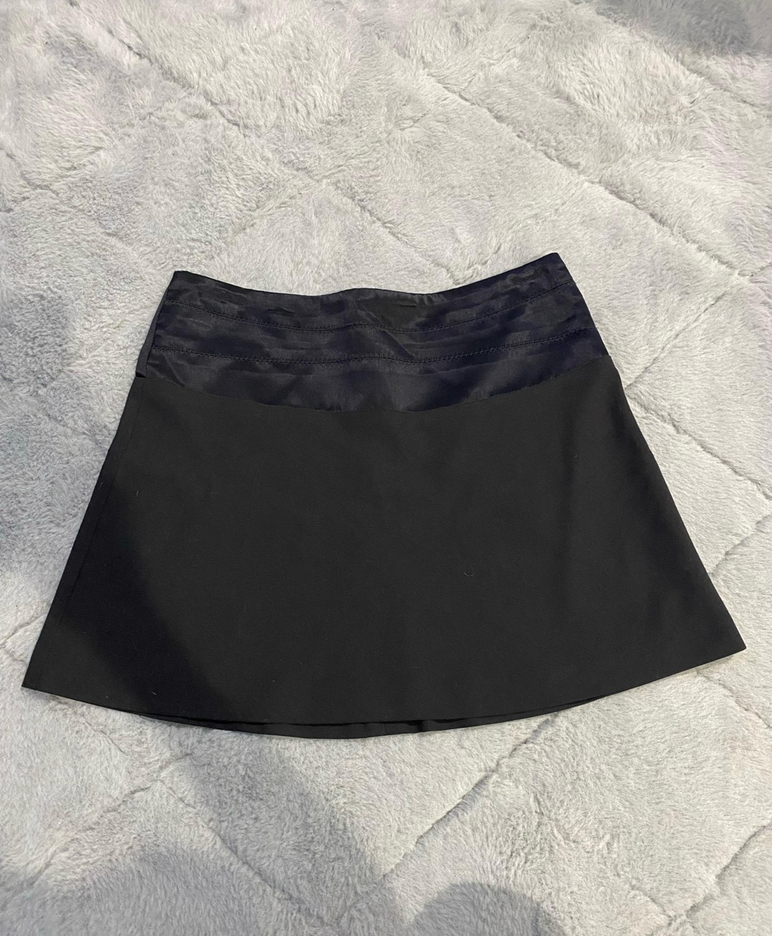 Bebe miniskirt
