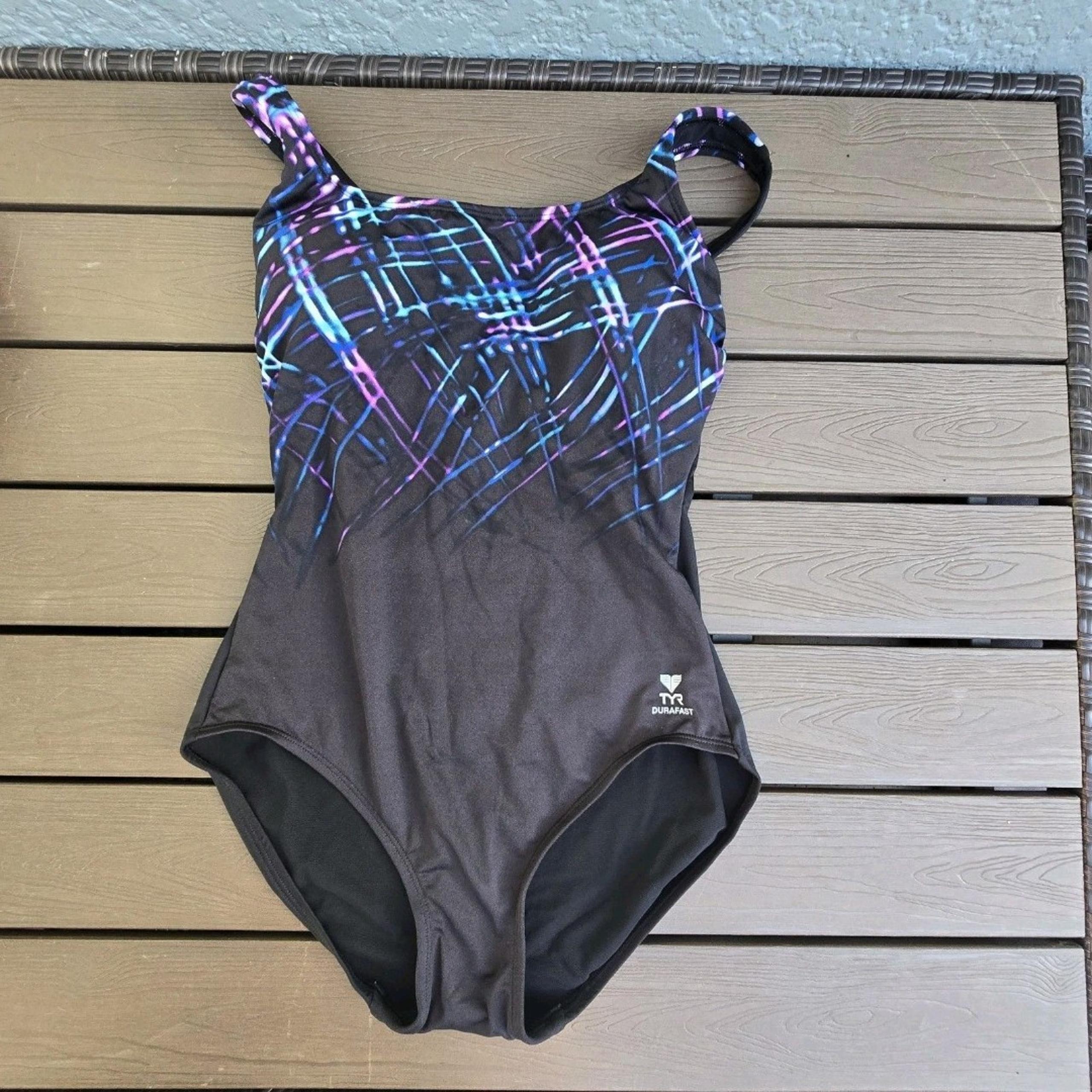 TYR Durafast Women's TRAMONTO Scoop Neck Controlfit Purpl 1 Pc Size 8 New Sample