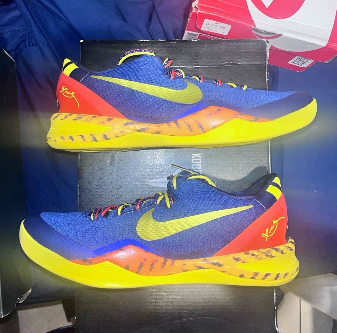 Nike Kobe 8 Barcelona Tiger Size 9.5 RARE FIND