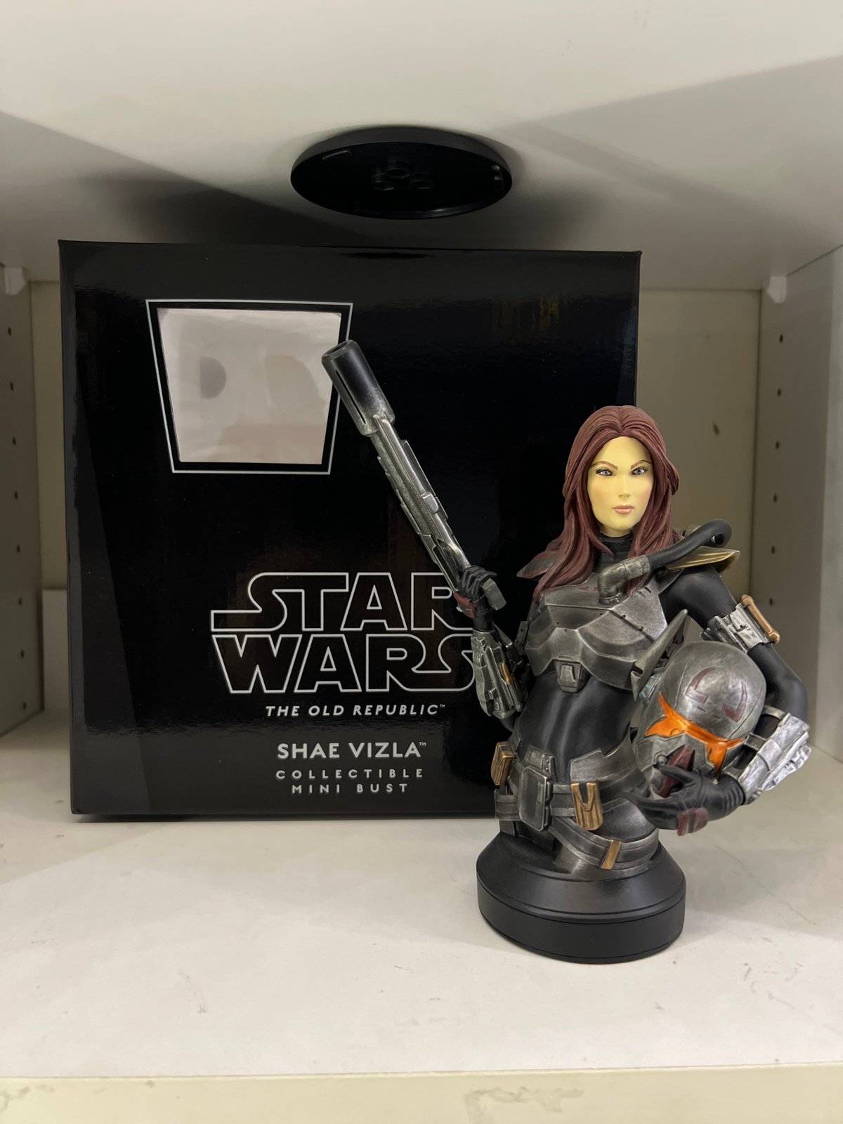 Star Wars Gentle Giant Shae Vizla bust statue