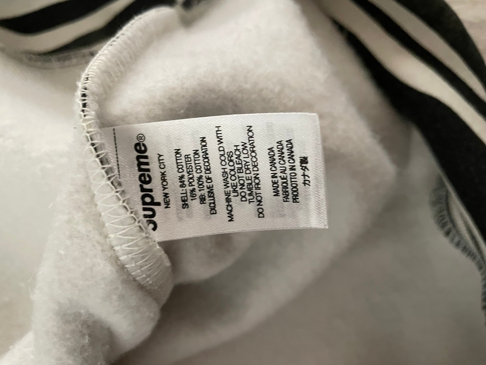 Supreme Box Logo zebra crewneck