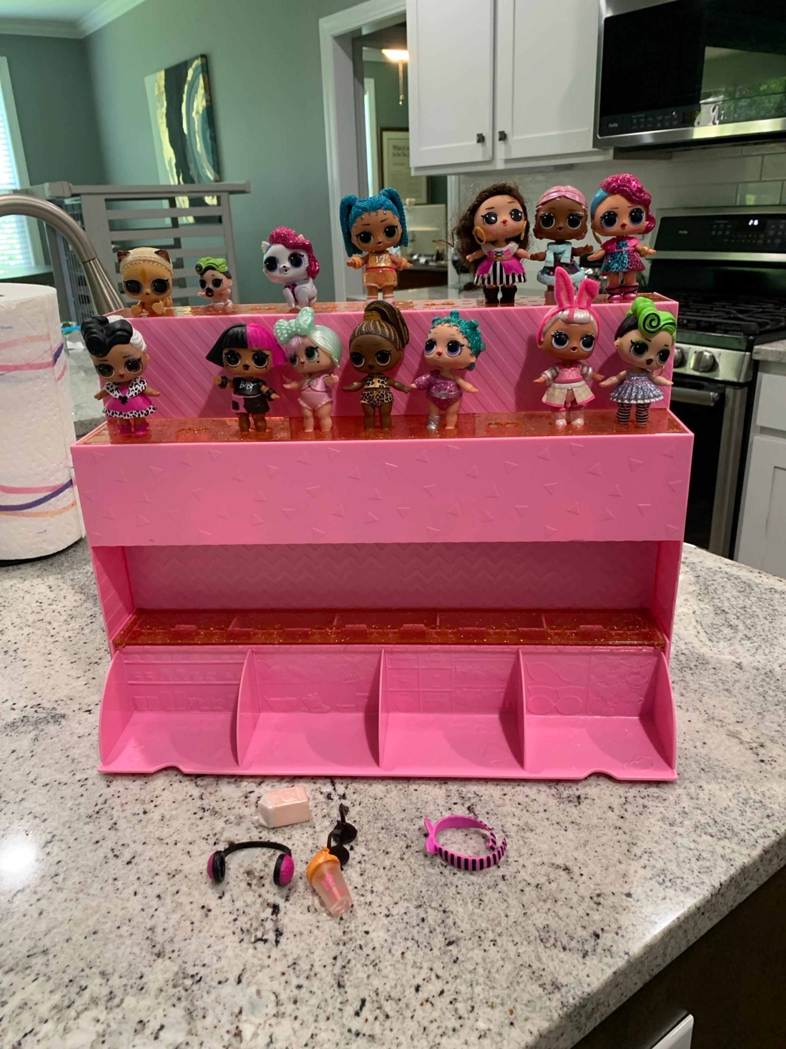 LOL Surprise Pop Up Store Carry Case 3 in 1 Display Doll Stand Mall With Dolls
