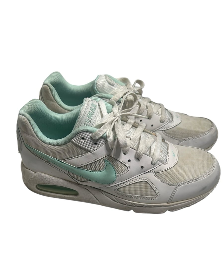 Nike Air Max white mint sneakers size 11