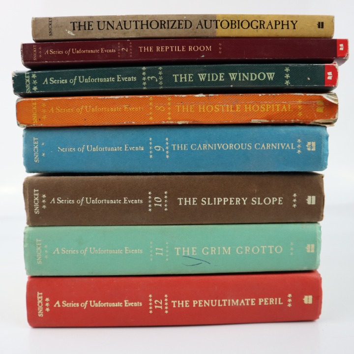 A Series of Unfortunate Events Lemony Snicket Lot of 8 Books 2-3 8-12 & Bonus
