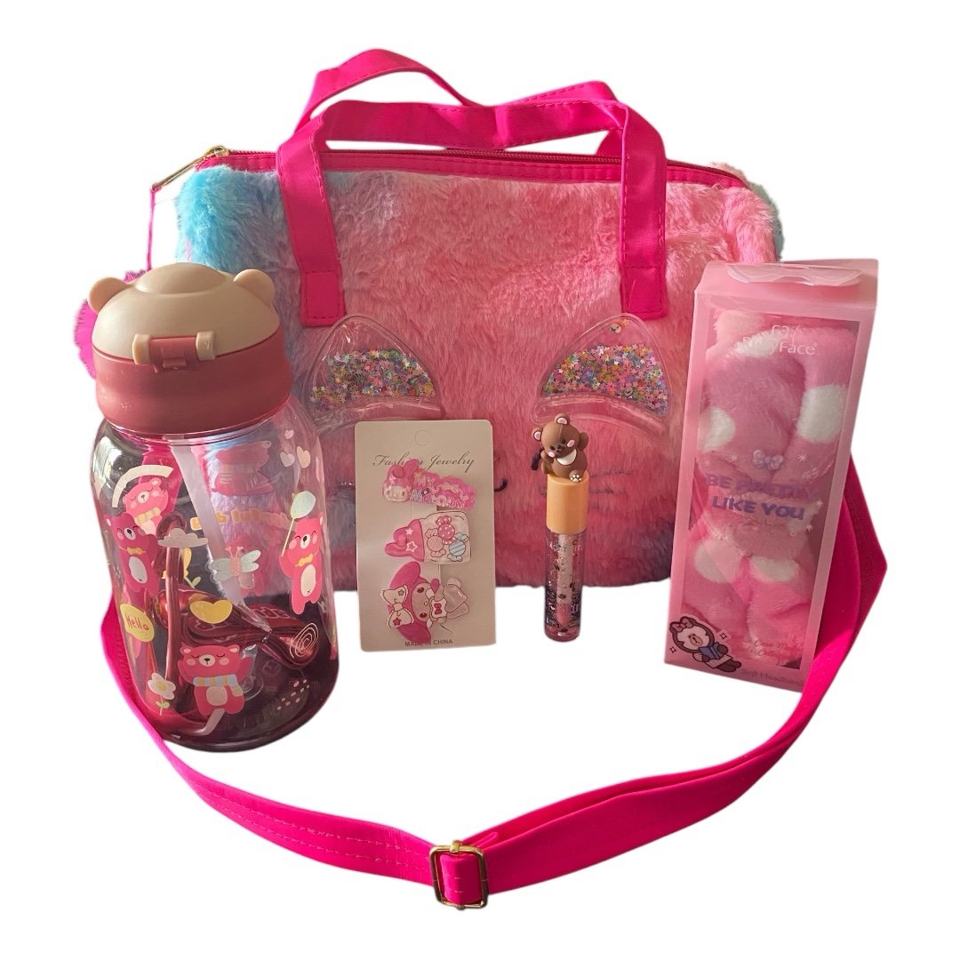 NWT-GIRLS BUNDLE-ACCESSORIES AND BAG Includes: Super cute fluffy cat bag, has r