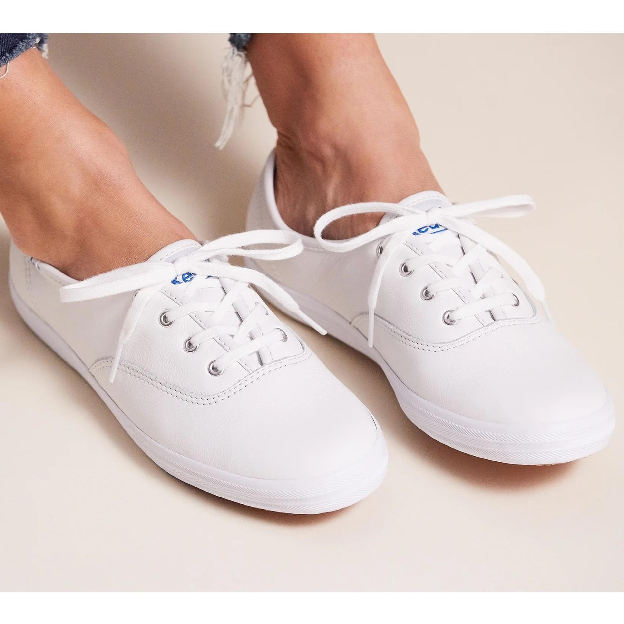 KEDS Size 9M White Leather Champion Originals Sneakers Shoes Lace Up P18-20