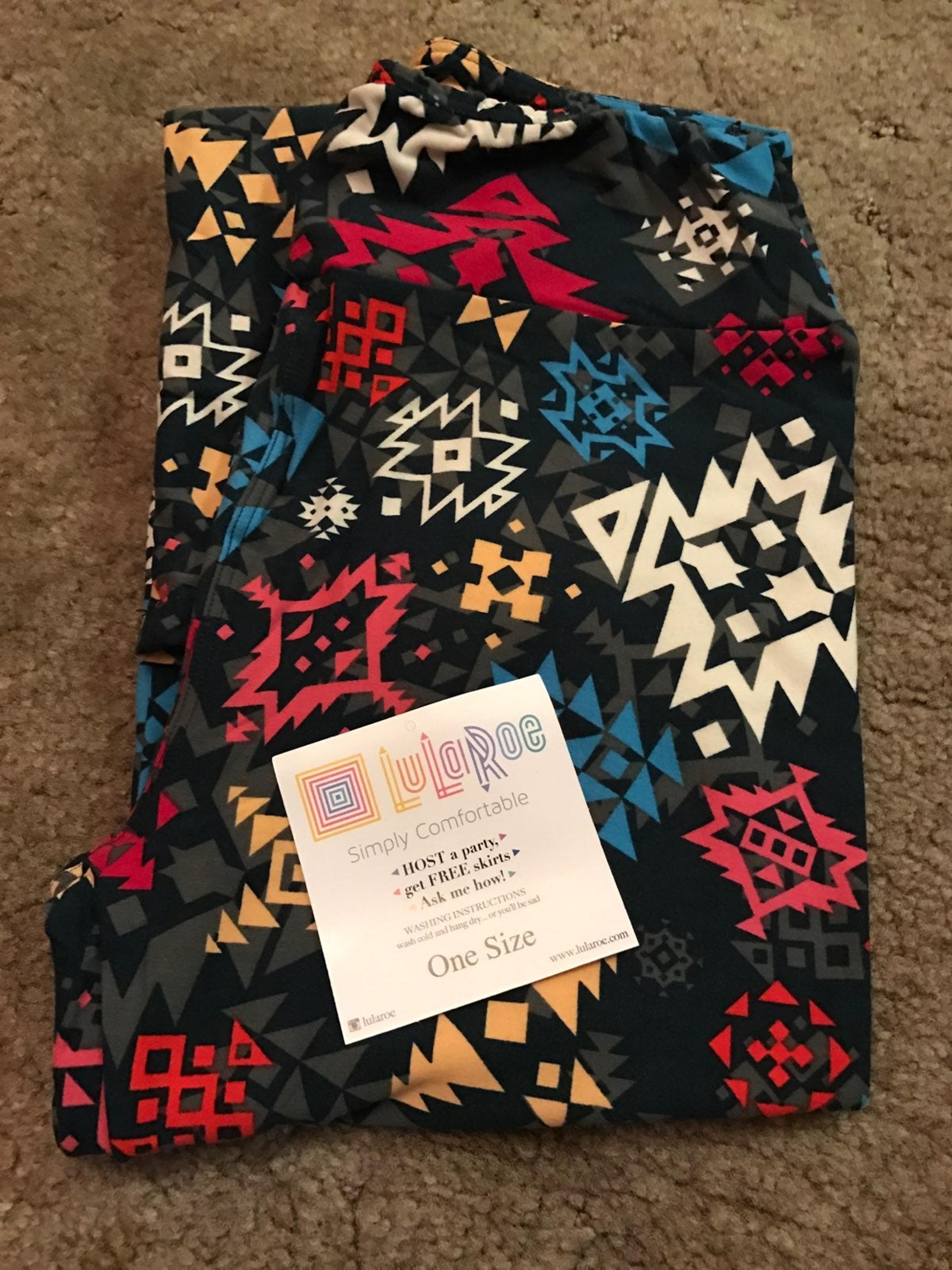 Lularoe Leggings OS Snowflakes Xmas
