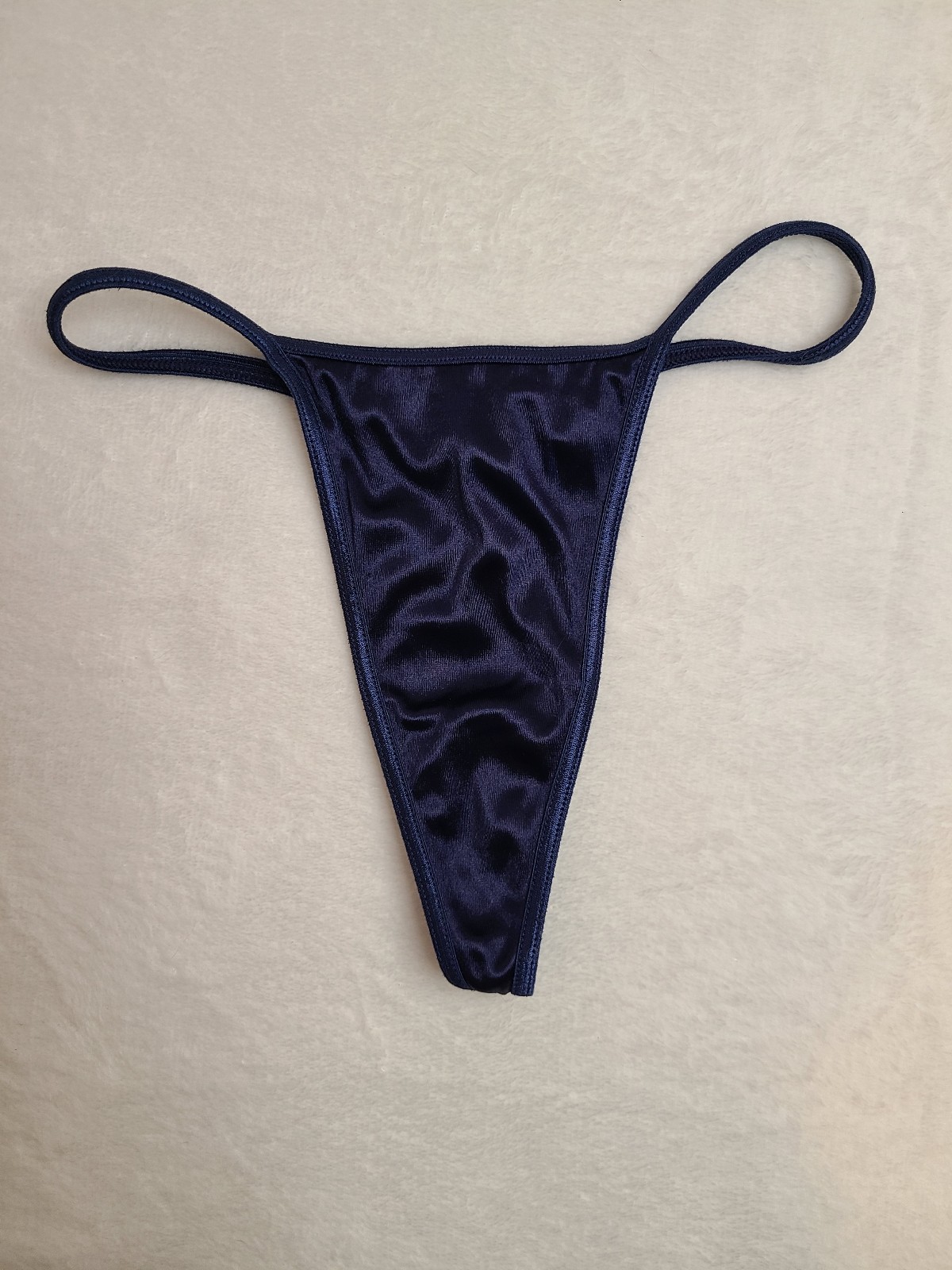VTG Victoria's Secret Second Skin V-string Thong Size XS