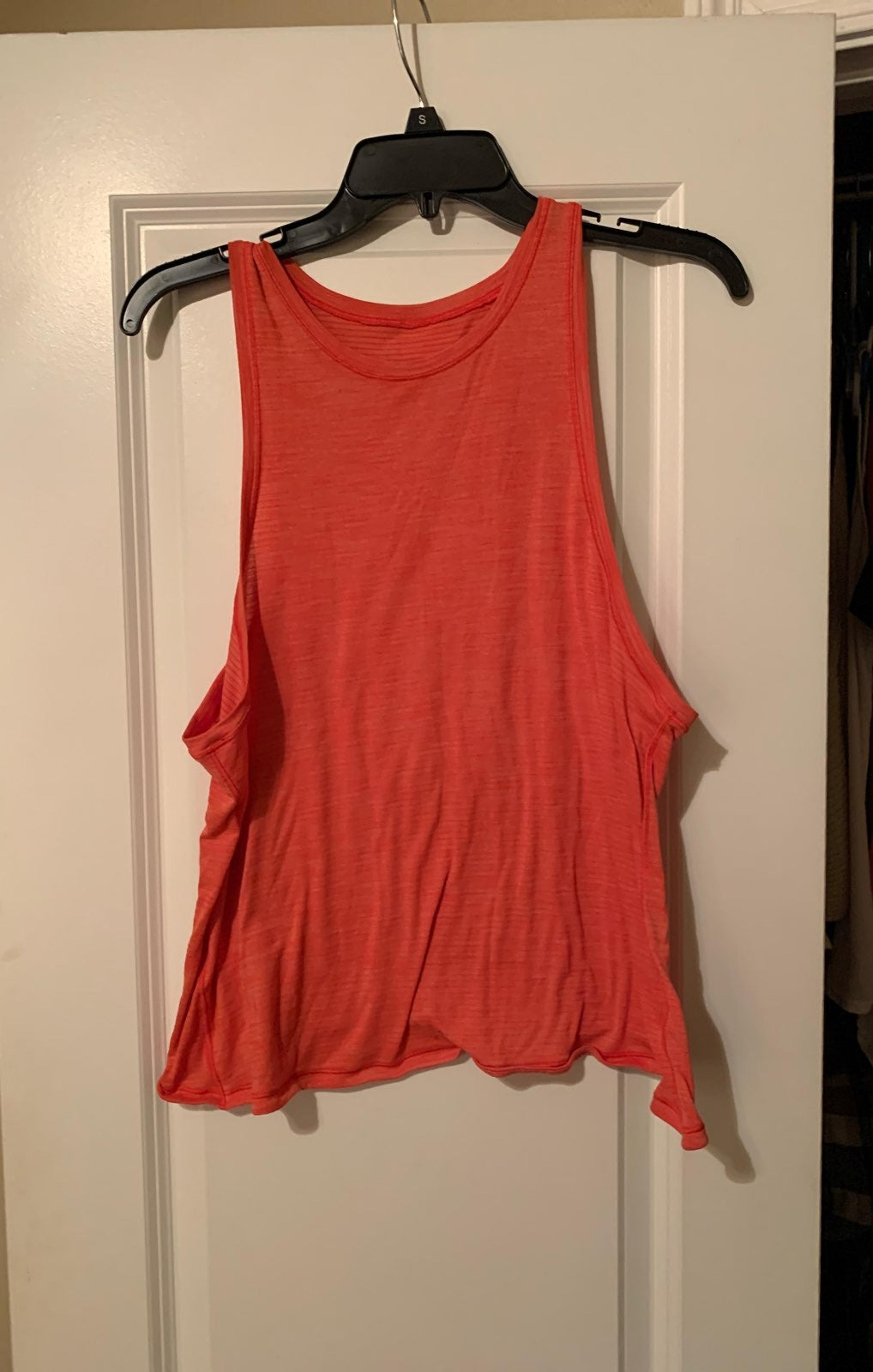 coral lululemon crop Tank Top