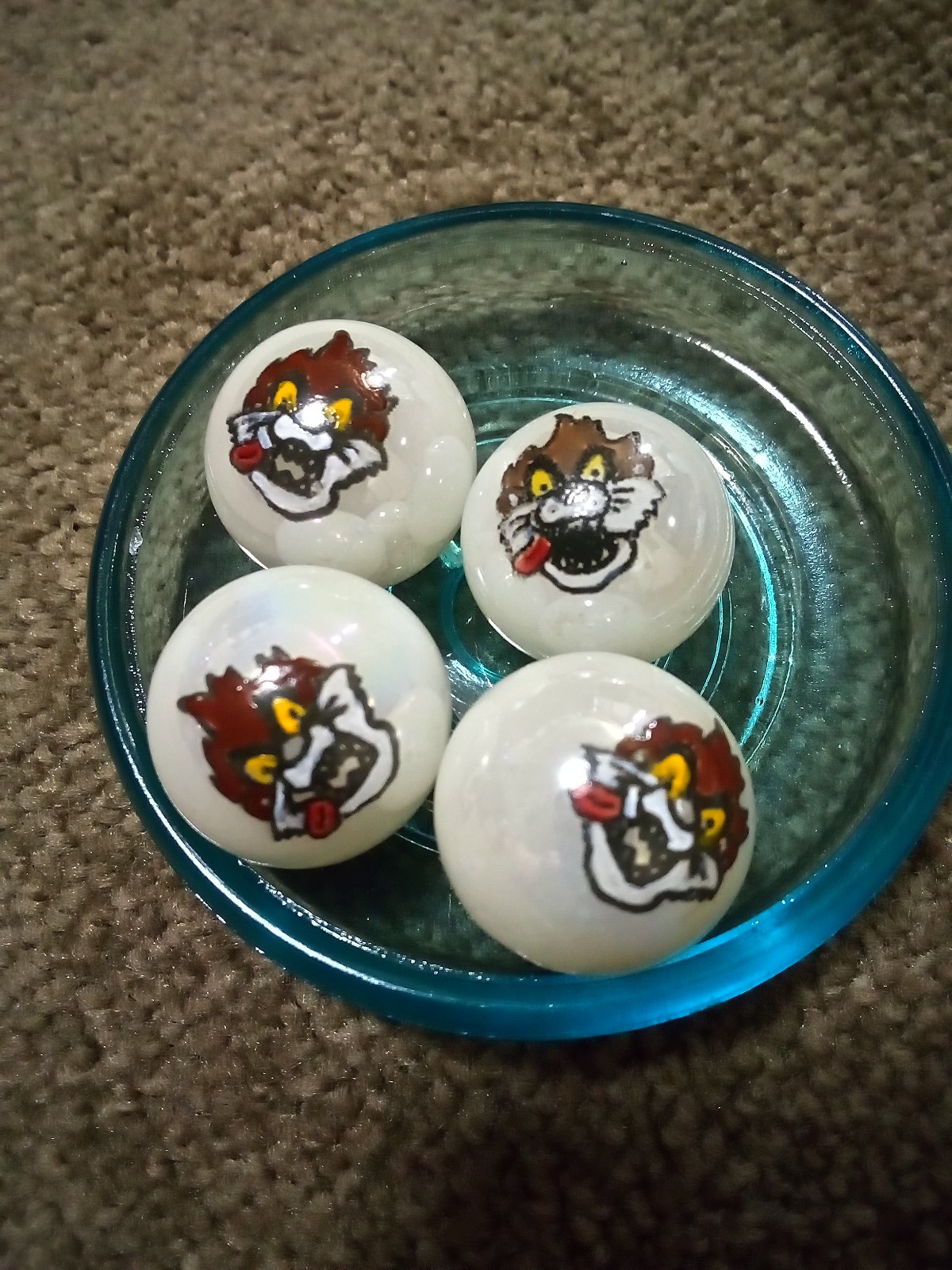 Marble King Tasmanian Devil Looney Tunes White Shooter Marble