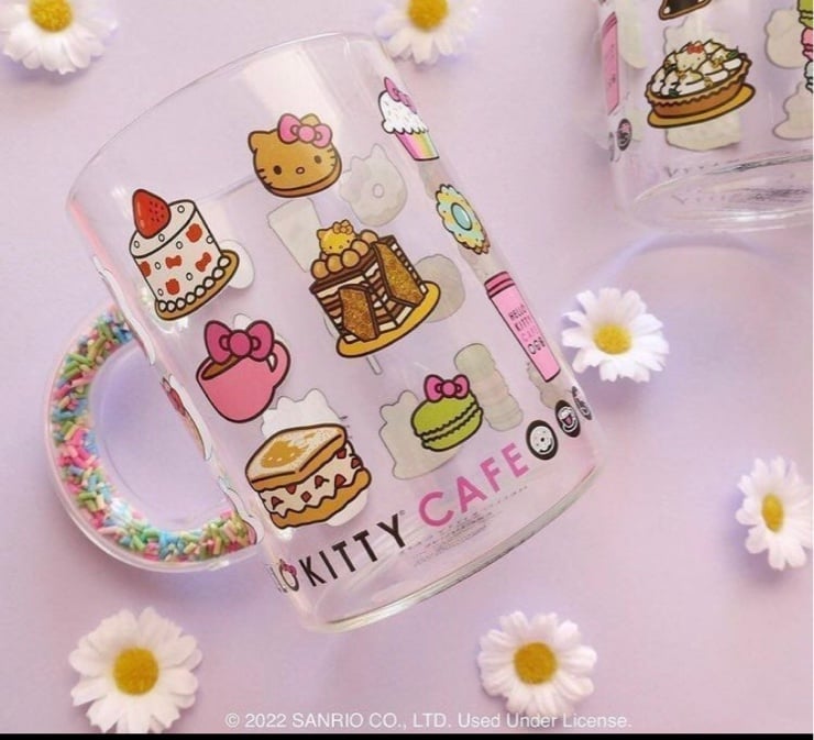 big savings Hello kitty cafe glass mug Home big savings Hello kitty cafe glass mug Home
