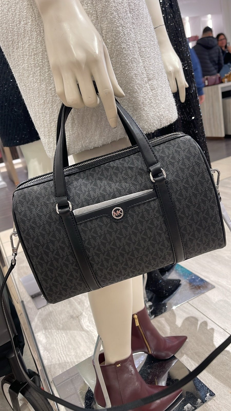MICHAEL KORS JST TRAVEL MEDIUM DUFFLE SATCHEL SHOULDER CROSSBODY BAG MK BLACK