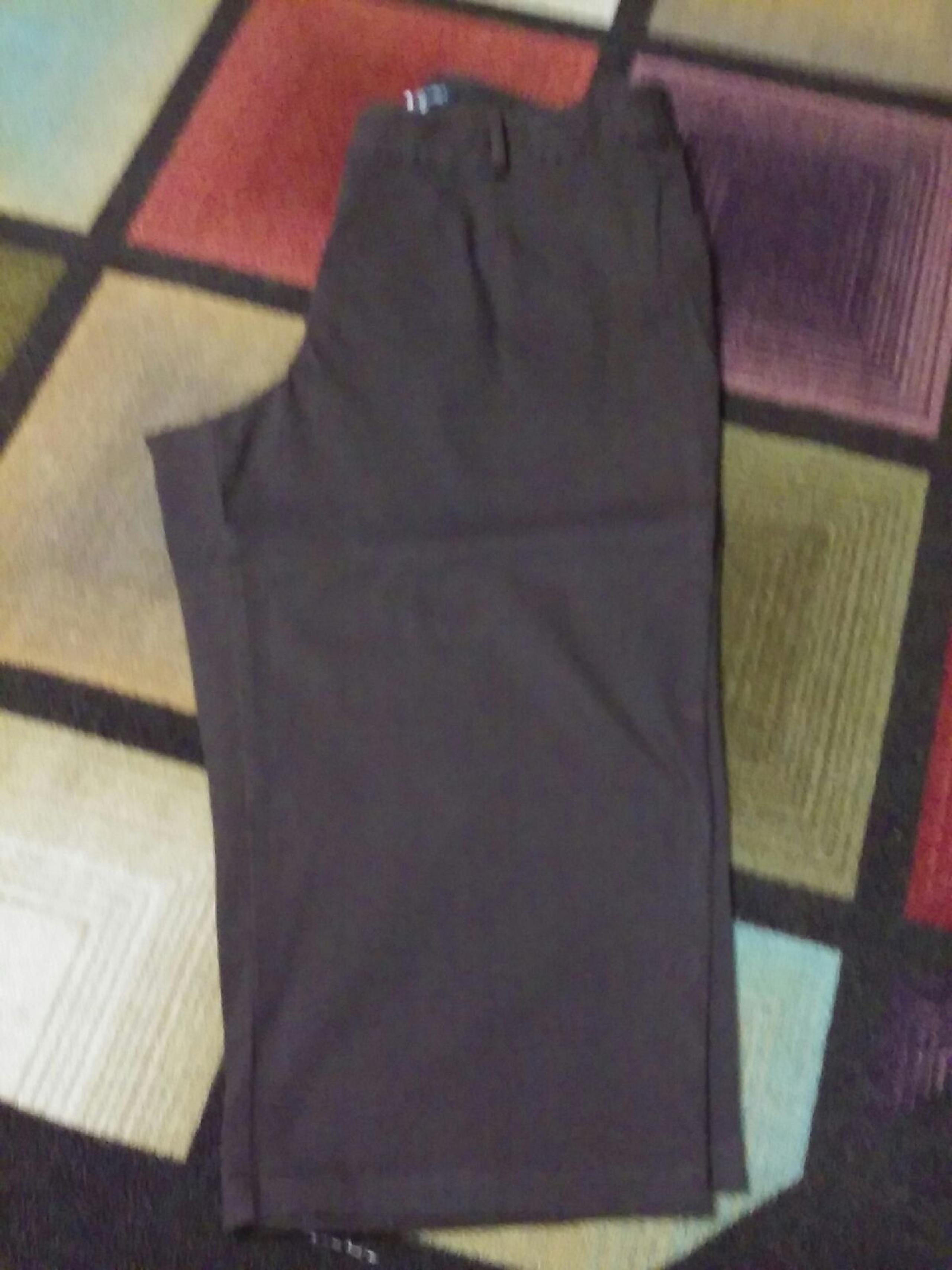 Briggs New York Womans Capris