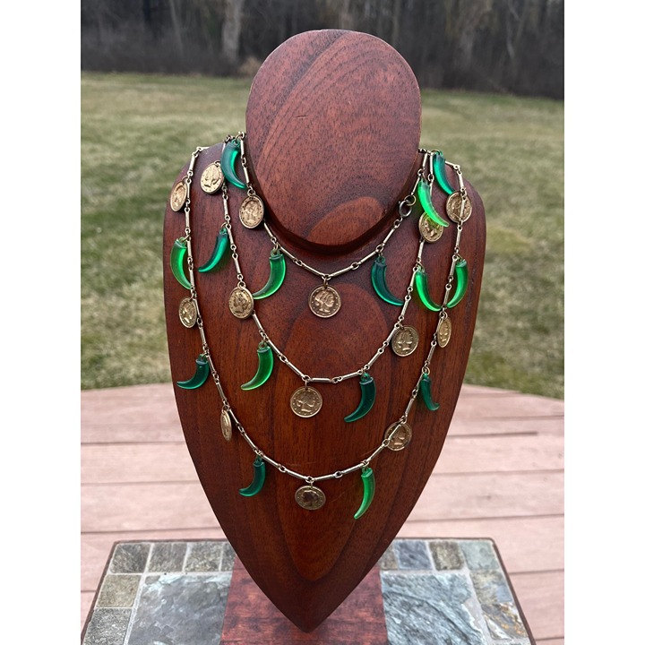Vtg 1960's Gold Tone Metal Mini Coin Necklace With Shades Of Green 3/4 Bakelite