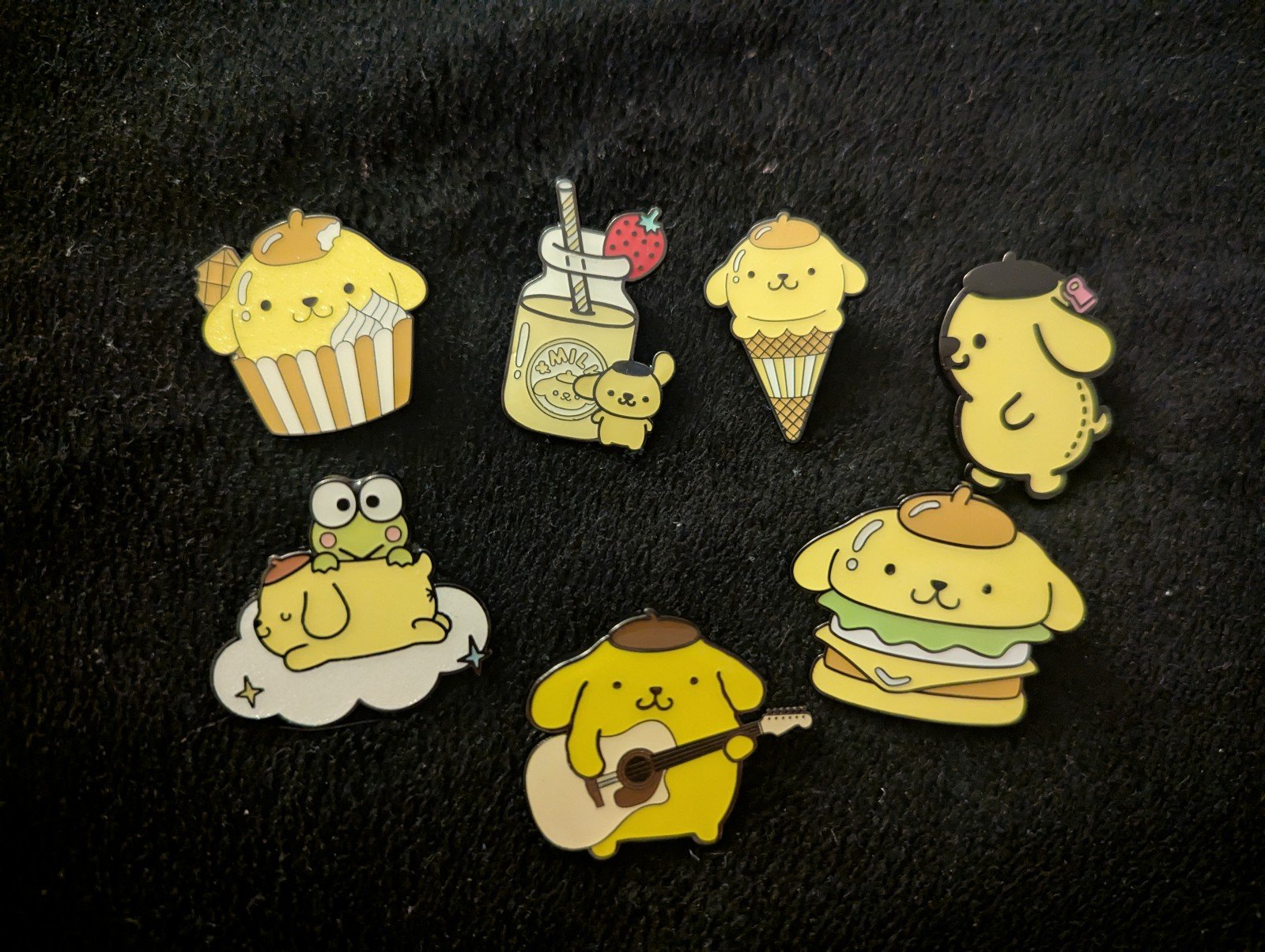 Loungefly Sanrio Pompourin pin set