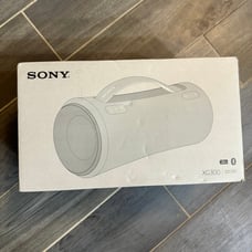 Sony XG300 Wireless speaker Brand New Free shipping