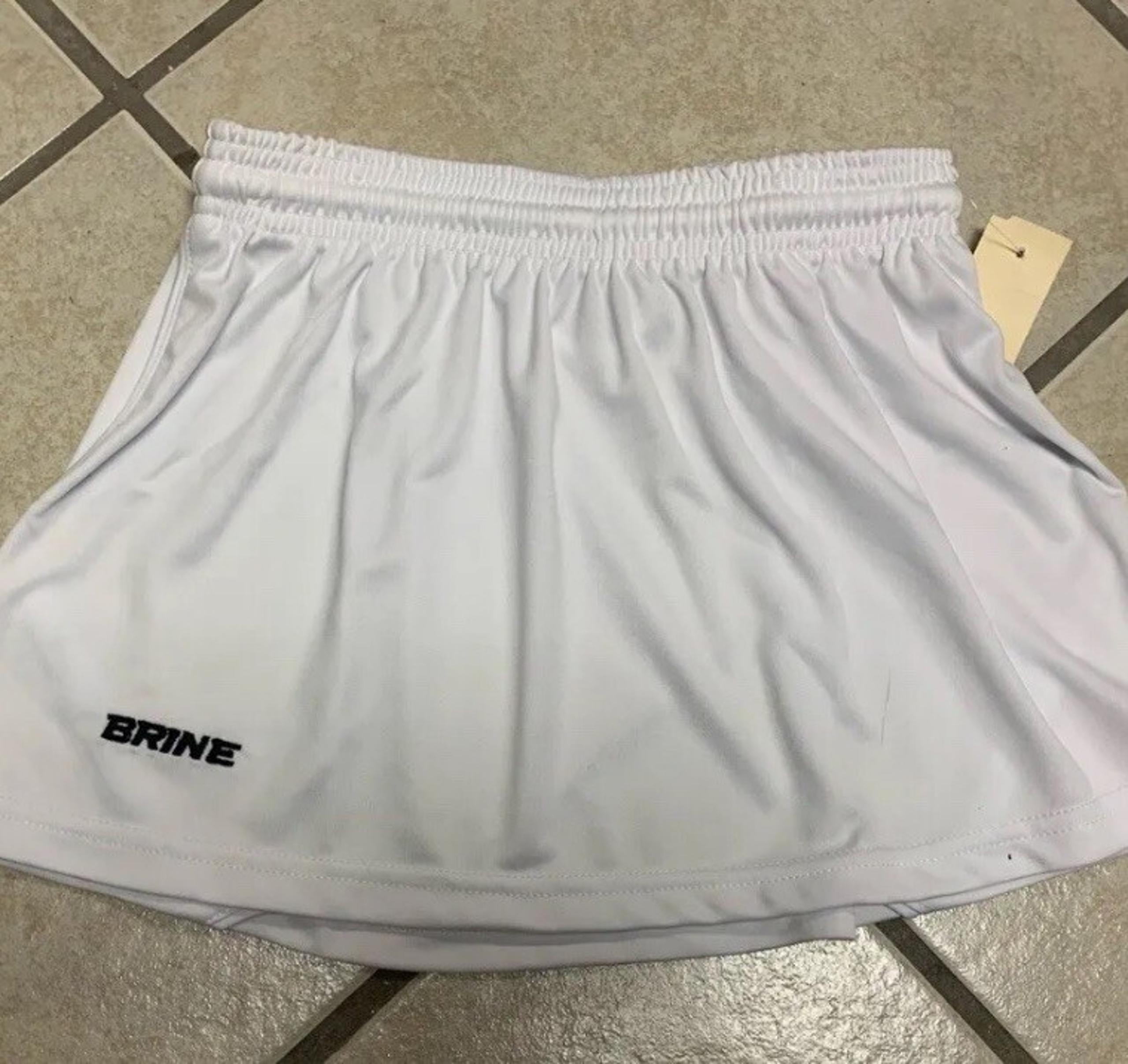 Girls Size M Brine Reign On White Lacrosse Tennis Golf Kilt Activewear Skirt NWT