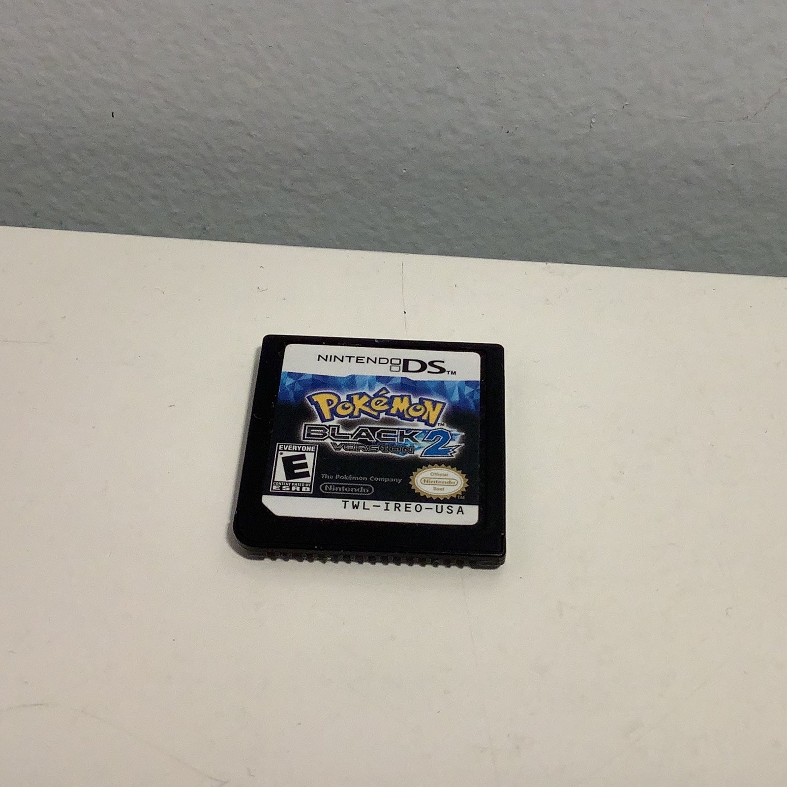 Pokemon black sale 2 cartridge