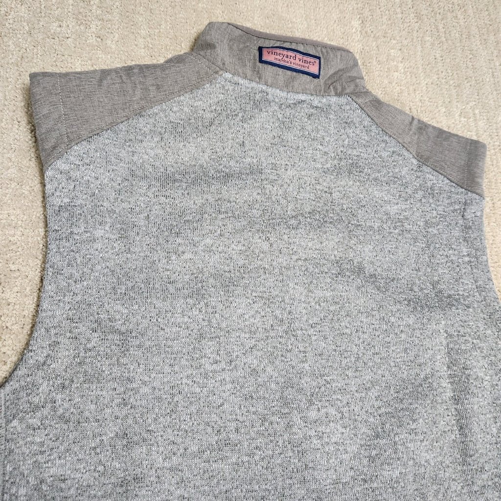 Vineyard Vines Vest Men Medium Mountain Fleece Sweater Vest Performance Golf