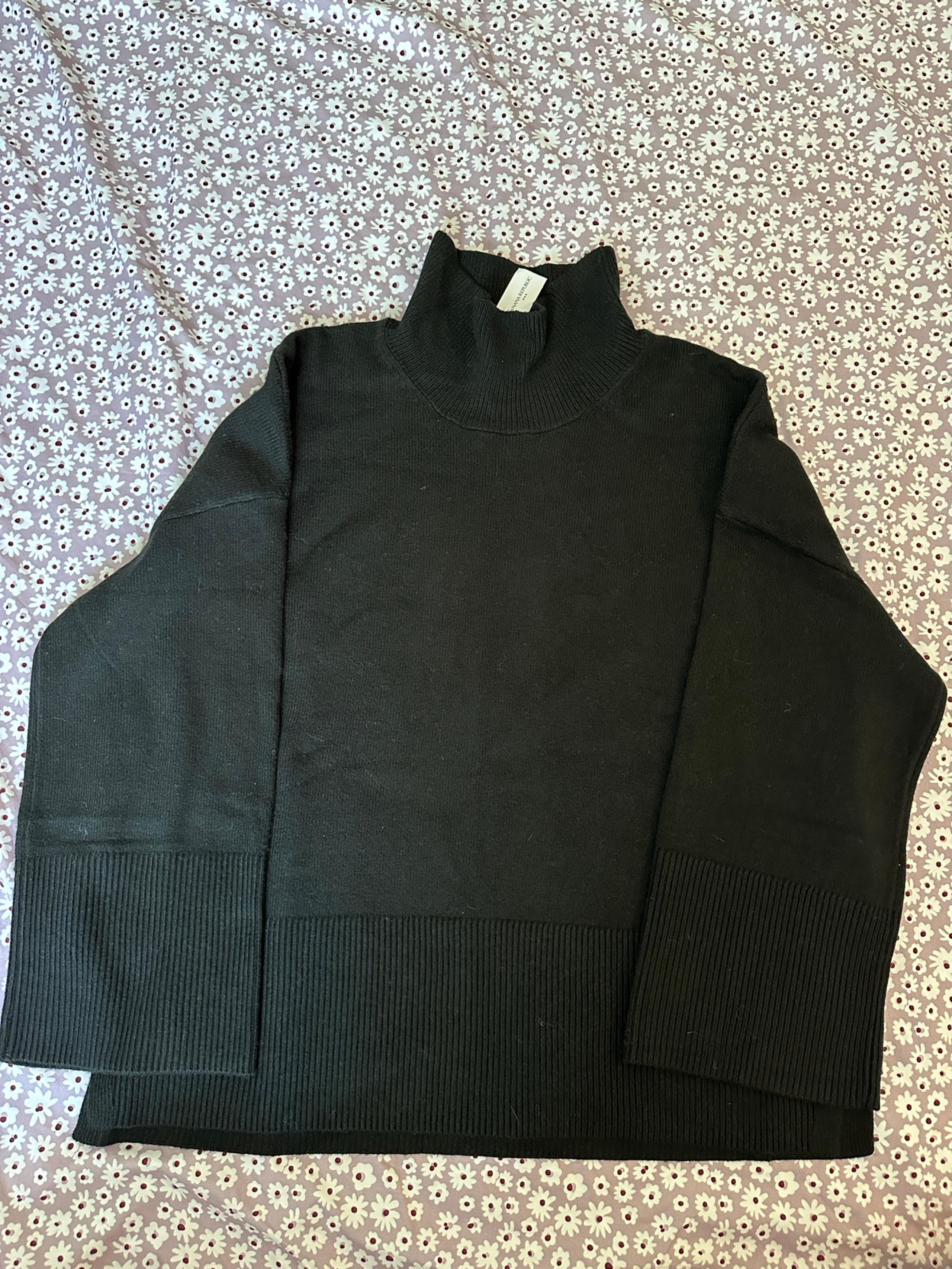 Banana Republic Sweater
