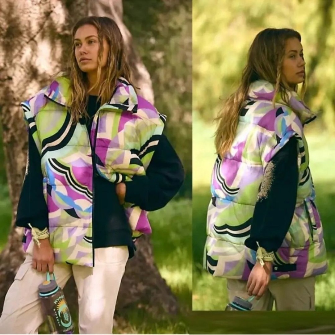 NWOT FP Movement In a Bubble Printed Puffer Vest Kai Geo-Super Berry Neon Small