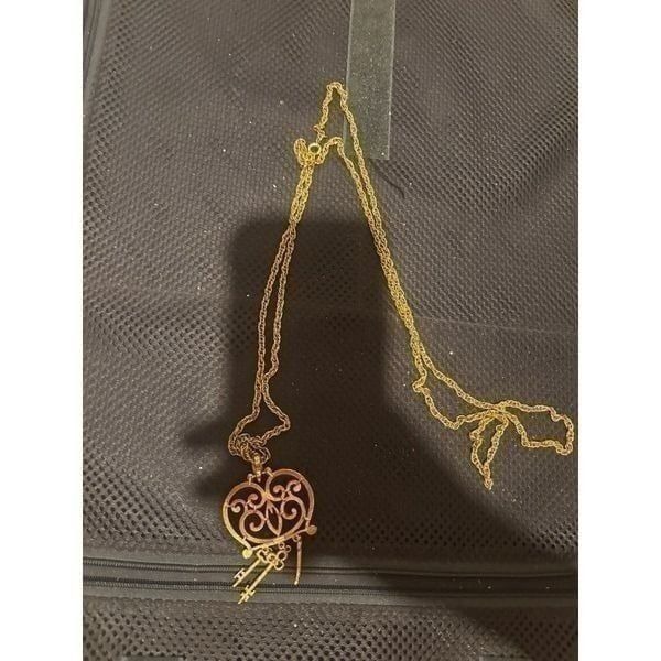 (TRIFARI) crown vintage long necklace rare 3 key dangling neckpiece
