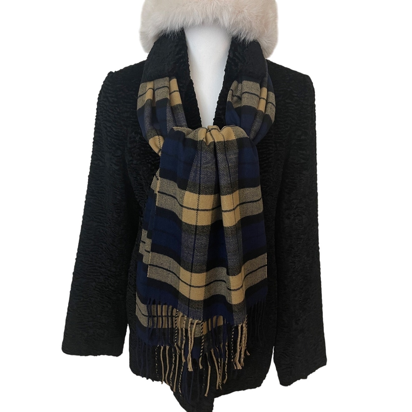 Cashmere Scarf made in Scotland Tan, Navy Blue Plaid 72 in. x 12 in. NWOT
