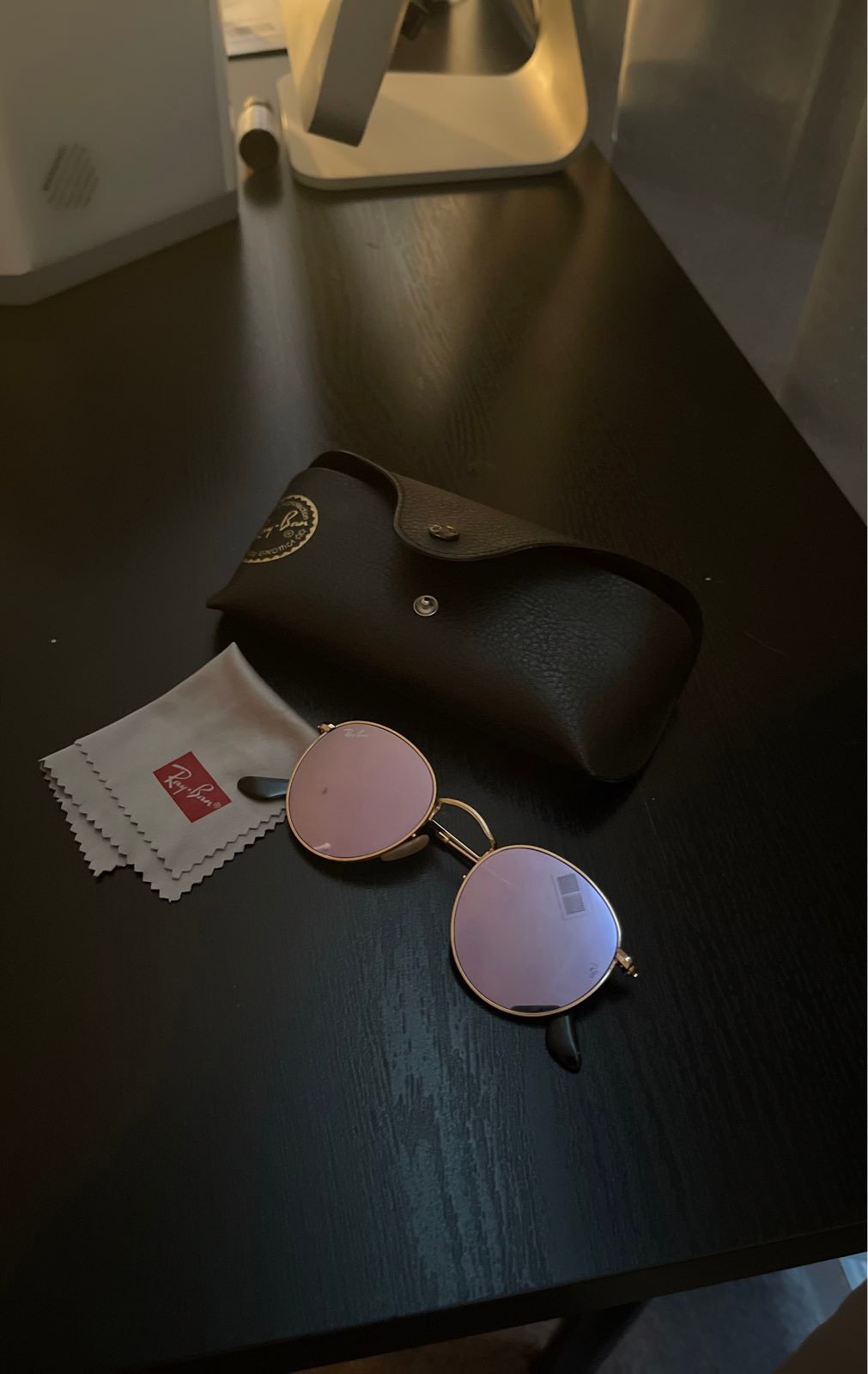 Ray Ban Sunglasses with case