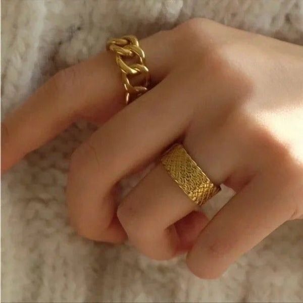 Gorgeous Gold Woven Textured Band Ring