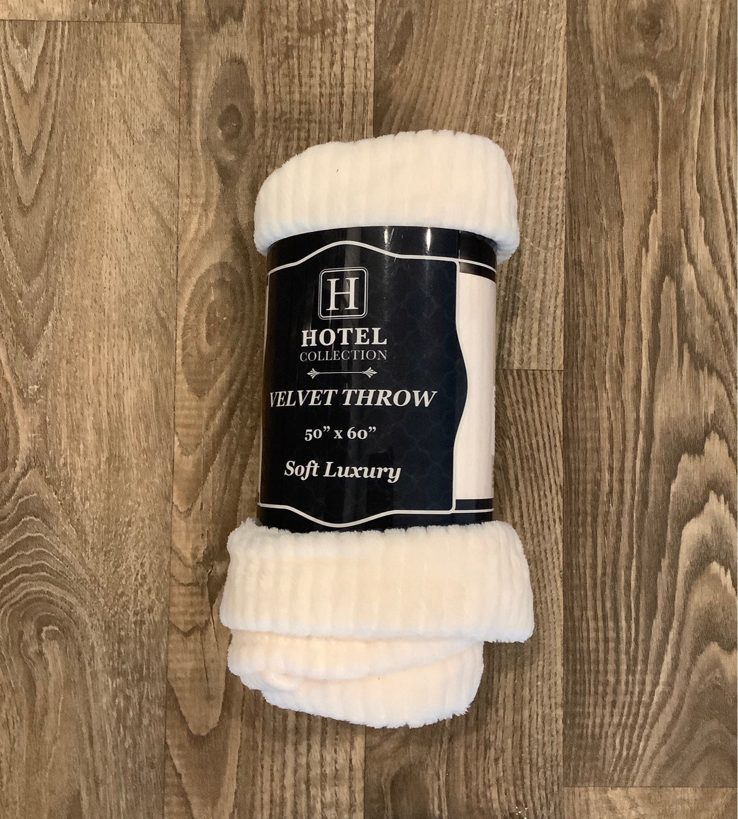 Hotel collection velvet throw new arrivals