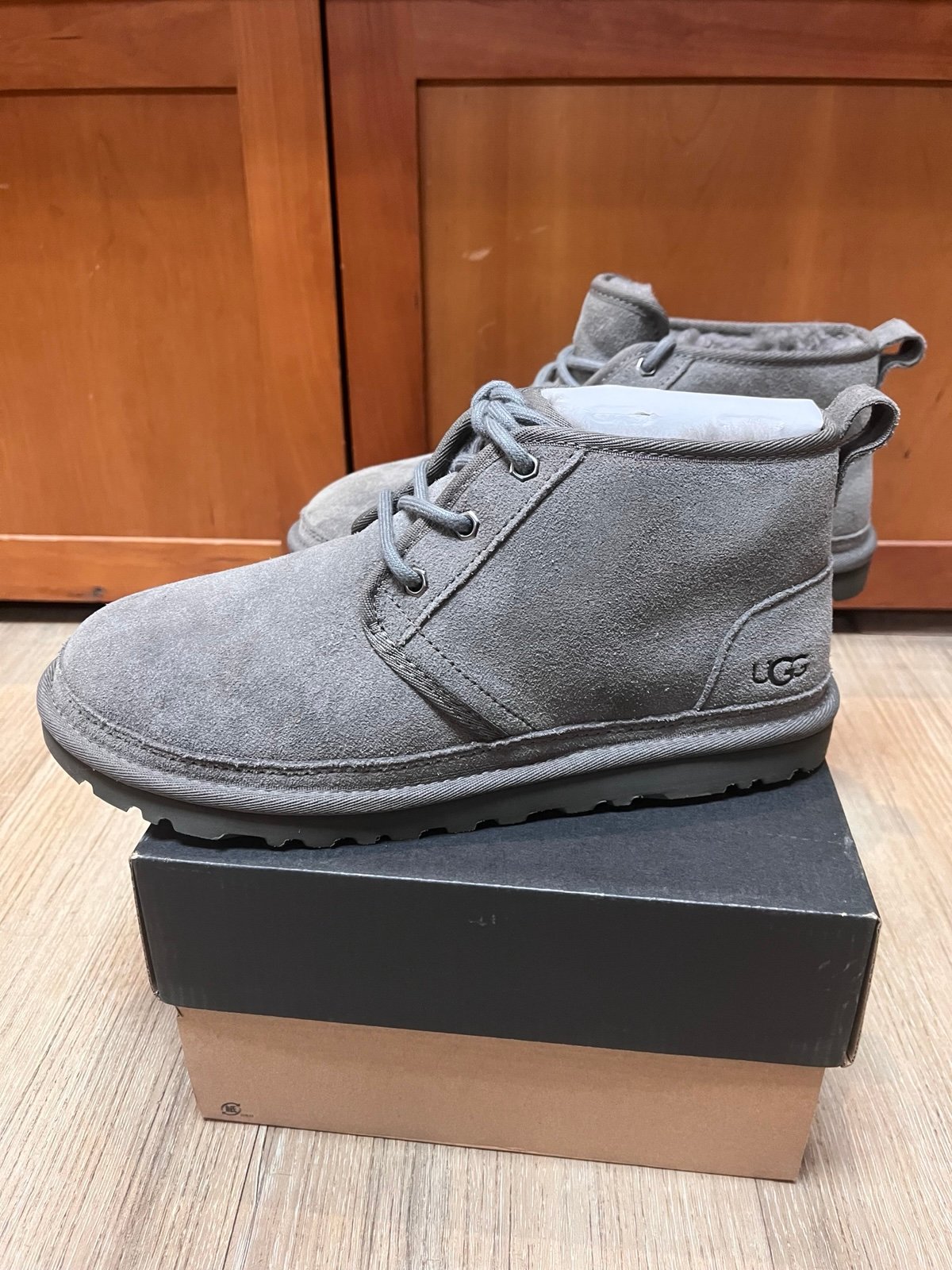 UGG men Neumel boots -new