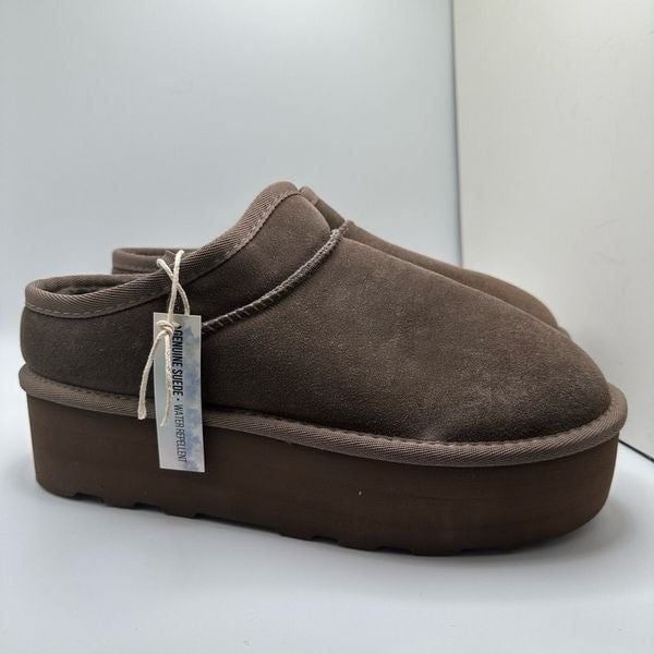 CUSHIONAIRE Women's Genuine Suede Cozy Mule Platform +Memory Foam 9 TAUPE