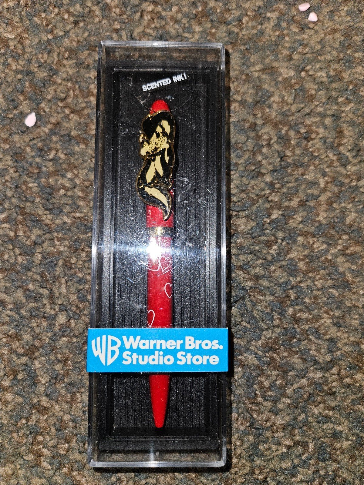 Rare vintage pepe le pew pen scented ink