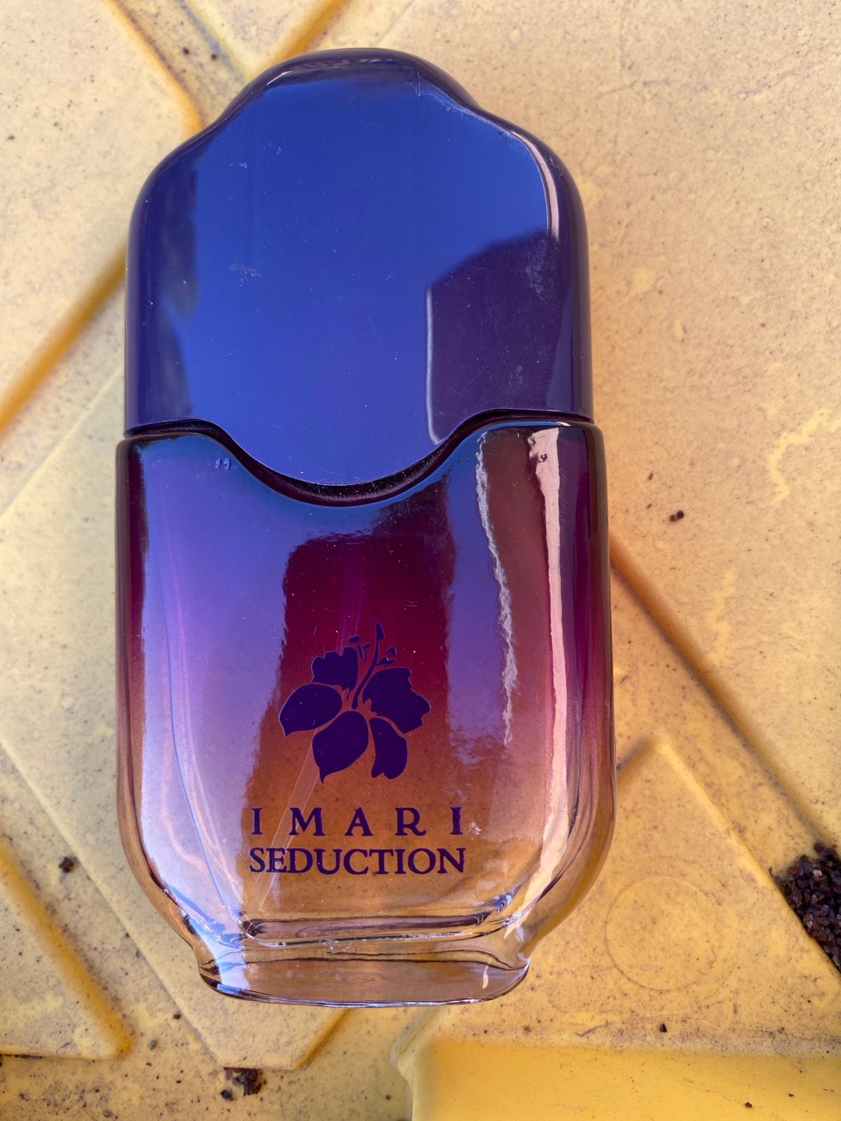Imari perfume